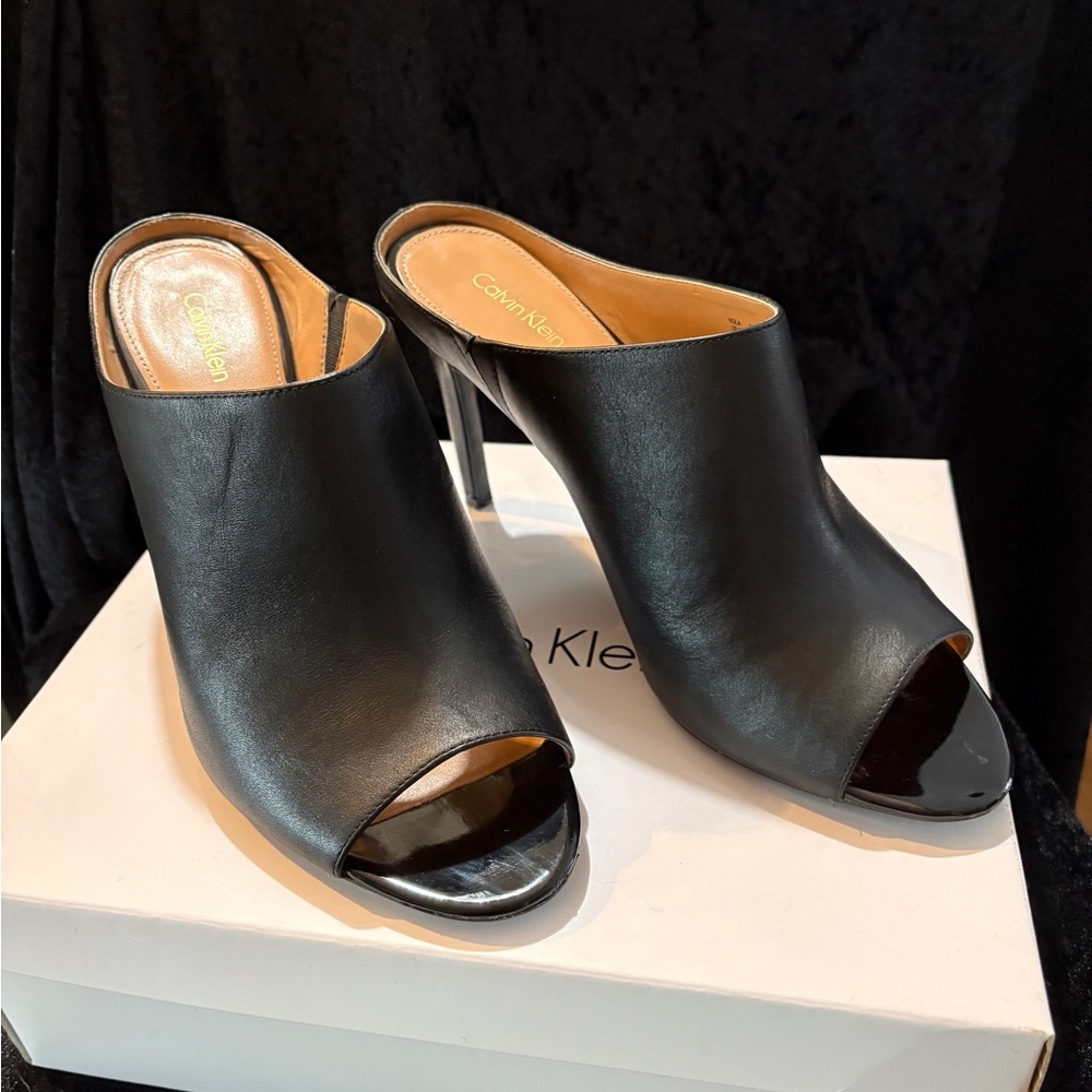 Nola Black Women's Heels